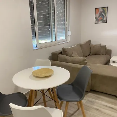 Ana One Bedroom Apartment, 1min From Old Town, Апартаменты *