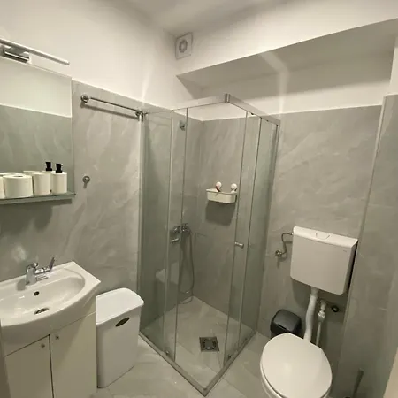 Апартаменты Ana One Bedroom Apartment, 1min From Old Town,