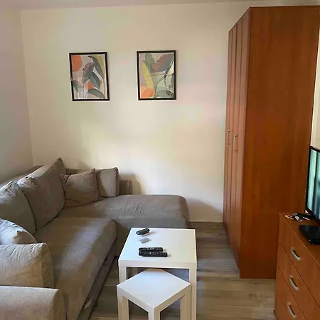 Апартаменты Ana One Bedroom Apartment, 1min From Old Town, *